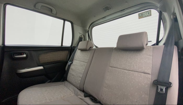 2015 Maruti Wagon R 1.0 VXI, Petrol, Manual, 58,171 km, Right Side Rear Door Cabin
