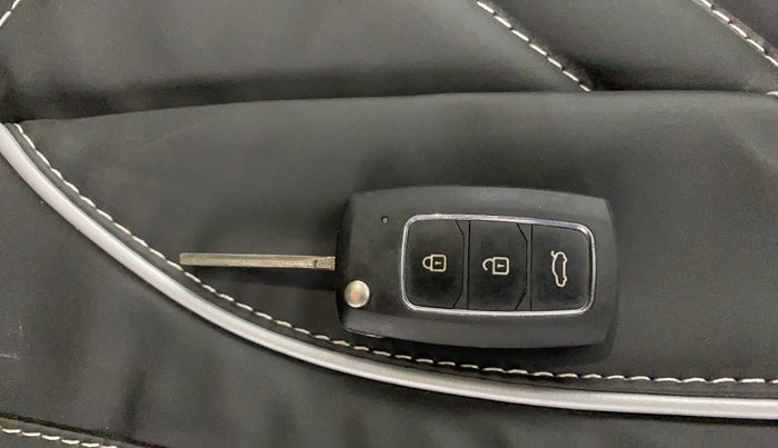 2019 Tata TIGOR XMA PETROL, Petrol, Automatic, 44,240 km, Key Close Up