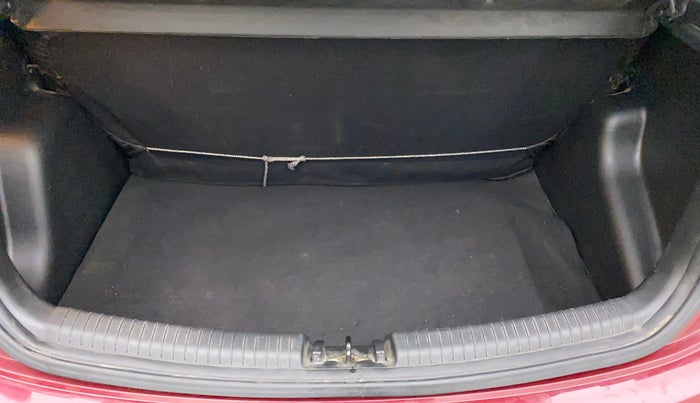 2016 Hyundai Grand i10 ASTA (O) 1.2 KAPPA VTVT, Petrol, Manual, 86,456 km, Boot Inside