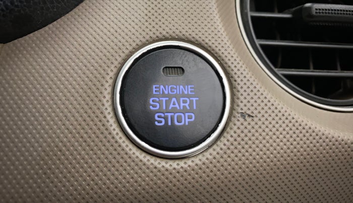 2016 Hyundai Grand i10 ASTA (O) 1.2 KAPPA VTVT, Petrol, Manual, 86,456 km, Keyless Start/ Stop Button