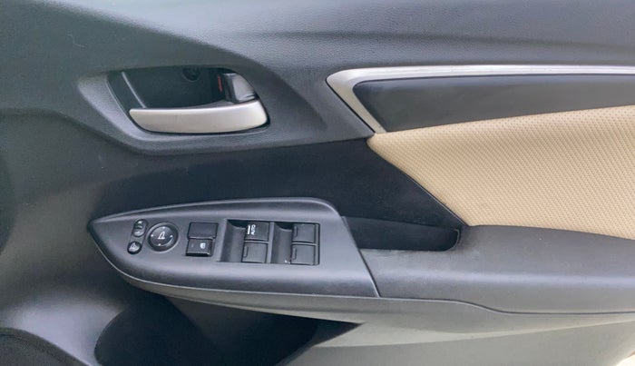 2018 Honda Jazz 1.2L I-VTEC V AT, Petrol, Automatic, 72,562 km, Driver Side Door Panels Control