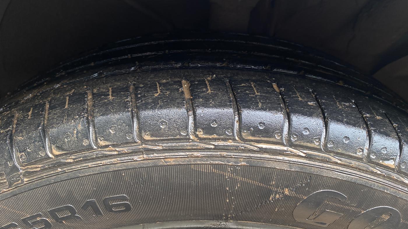 2016 Hyundai Creta SX PLUS 1.6 PETROL, Petrol, Manual, 53,363 km, Right Front Tyre Tread