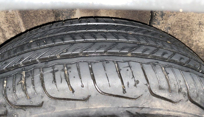 2021 Nissan MAGNITE XV PREMIUM TURBO DUAL TONE , Petrol, Manual, 27,435 km, Right Rear Tyre Tread