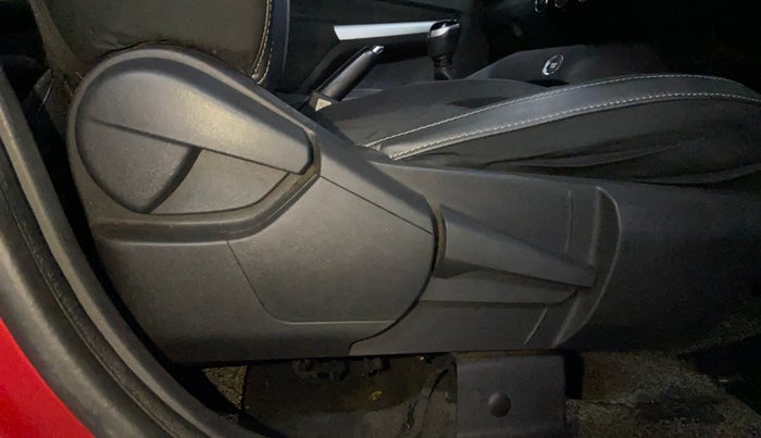 2021 Nissan MAGNITE XV PREMIUM TURBO DUAL TONE , Petrol, Manual, 27,435 km, Driver Side Adjustment Panel