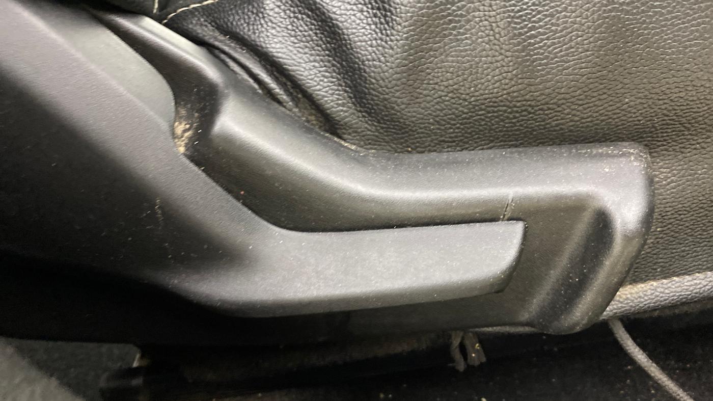 2018 Maruti Baleno DELTA PETROL 1.2, Petrol, Manual, 97,469 km, Driver Side Adjustment Panel