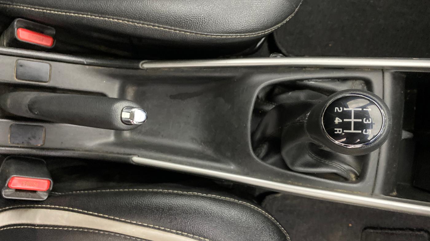 2018 Maruti Baleno DELTA PETROL 1.2, Petrol, Manual, 97,469 km, Gear Lever