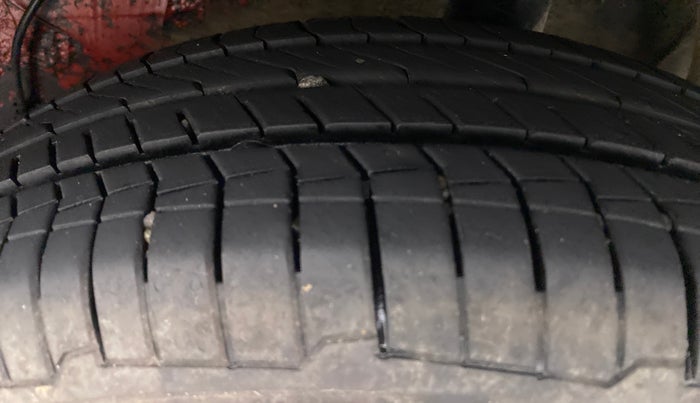 2016 Maruti Celerio VXI AMT (O), Petrol, Automatic, 48,477 km, Left Rear Tyre Tread