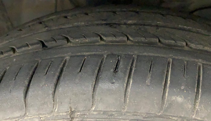 2017 Honda Jazz 1.2L I-VTEC V AT, Petrol, Automatic, 79,761 km, Right Front Tyre Tread
