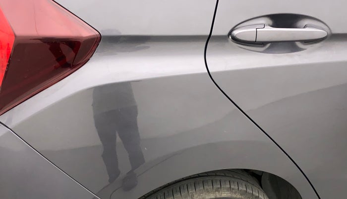 2017 Honda Jazz 1.2L I-VTEC V AT, Petrol, Automatic, 79,761 km, Right quarter panel - Slightly dented