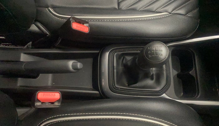 2022 Maruti IGNIS SIGMA 1.2, Petrol, Manual, 46,564 km, Gear Lever