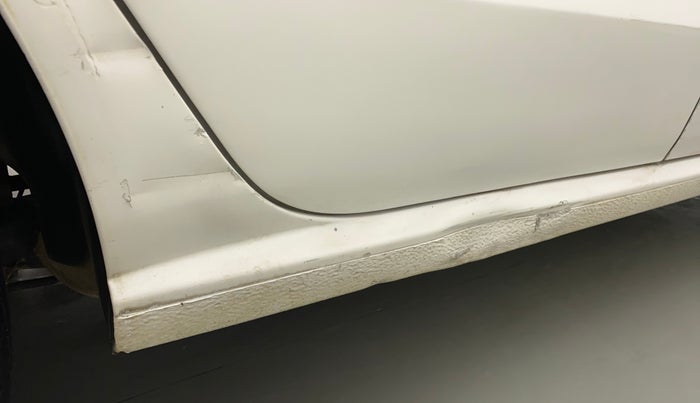 2012 Volkswagen Polo TRENDLINE 1.2L PETROL, Petrol, Manual, 43,121 km, Right running board - Slightly dented