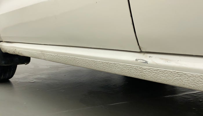 2012 Volkswagen Polo TRENDLINE 1.2L PETROL, Petrol, Manual, 43,121 km, Left running board - Slightly dented