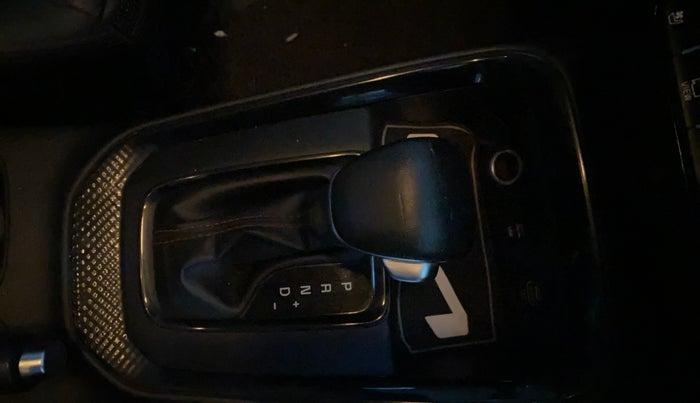 2021 KIA SONET GTX PLUS 1.5 AT, Diesel, Automatic, 39,245 km, Gear Lever