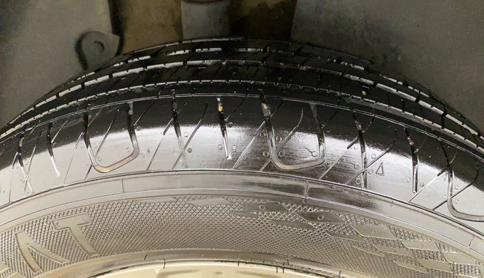 2023 KIA SELTOS HTK PLUS 1.5 DIESEL IMT, Diesel, Manual, 79,789 km, Right Rear Tyre Tread