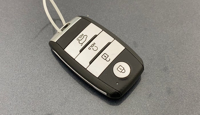 2023 KIA SELTOS HTK PLUS 1.5 DIESEL IMT, Diesel, Manual, 79,789 km, Key Close Up