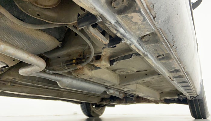2014 Maruti Swift VXI D, Petrol, Manual, 61,811 km, Right Side Underbody