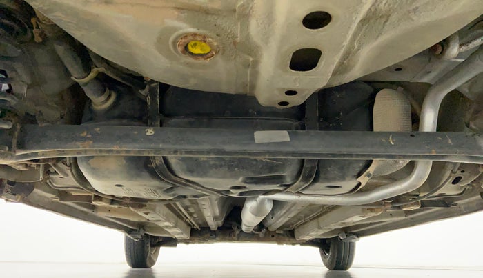 2014 Maruti Swift VXI D, Petrol, Manual, 61,811 km, Rear Underbody