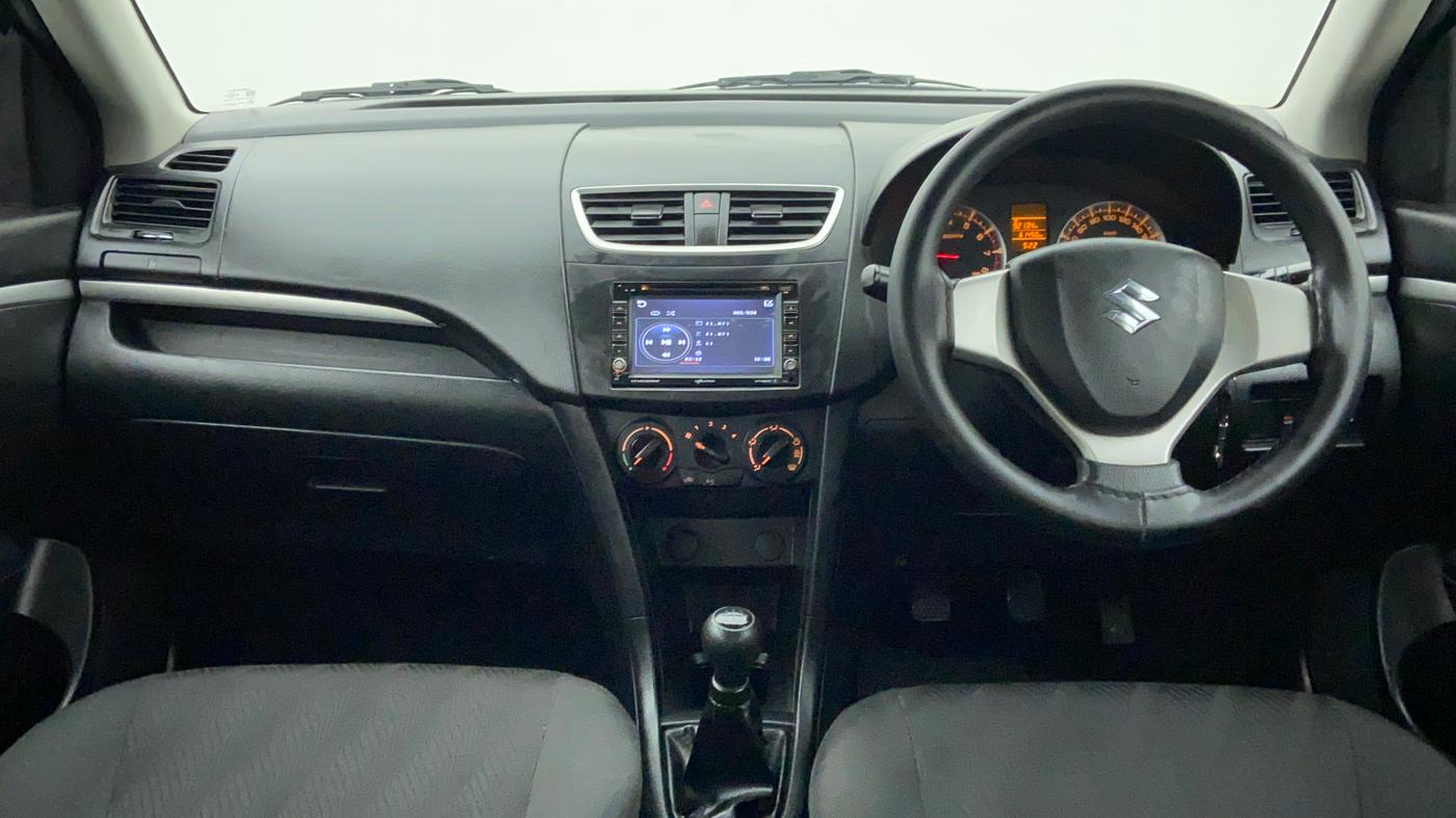 2014 Maruti Swift VXI D, Petrol, Manual, 61,811 km, Dashboard