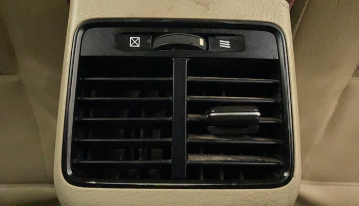 2014 Maruti Ciaz VXI, Petrol, Manual, 58,634 km, Rear AC Vents
