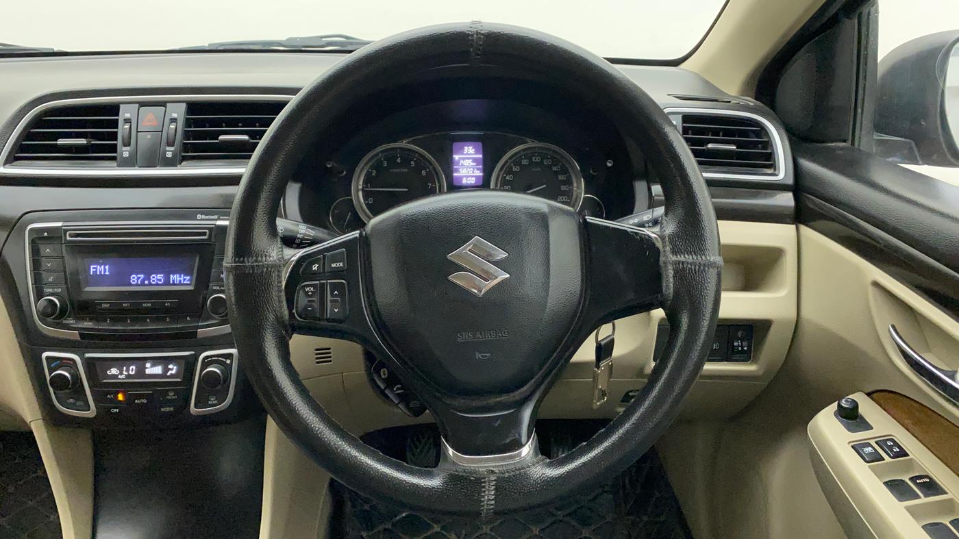 2014 Maruti Ciaz VXI, Petrol, Manual, 58,634 km, Steering Wheel Close Up