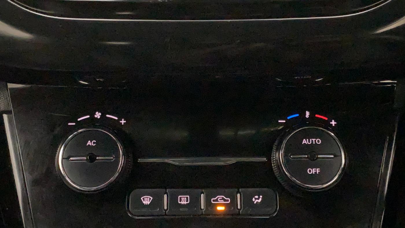 2022 Tata NEXON XZ PLUS (PREMIUM) DARK EDITION PETROL, Petrol, Manual, 24,386 km, Automatic Climate Control