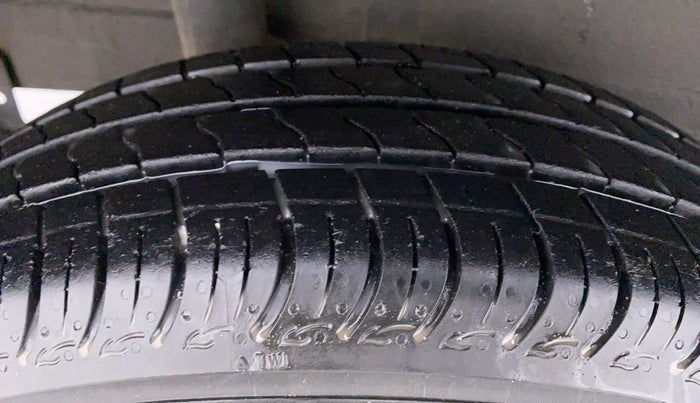 2020 Maruti S PRESSO VXI PLUS, Petrol, Manual, 11,184 km, Right Rear Tyre Tread