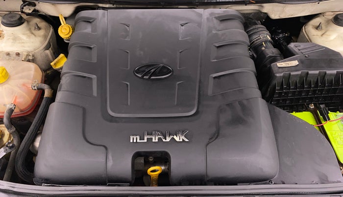 2019 Mahindra XUV500 W9, Diesel, Manual, 66,370 km, Engine View