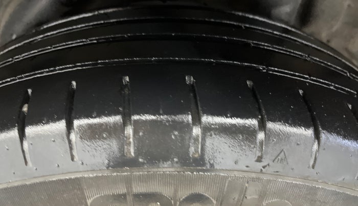 2019 Hyundai Verna 1.6 VTVT SX + AT, Petrol, Automatic, 48,992 km, Left Rear Tyre Tread