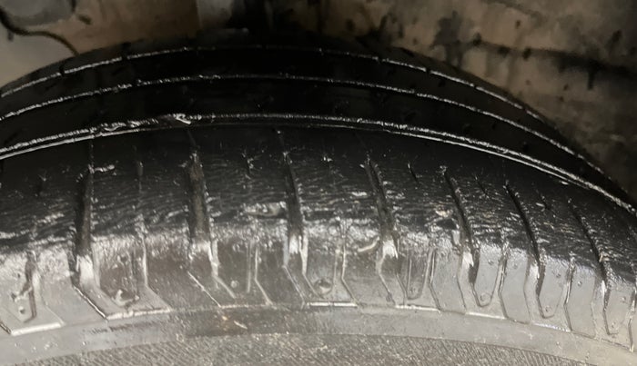 2019 Hyundai Verna 1.6 VTVT SX + AT, Petrol, Automatic, 48,992 km, Left Front Tyre Tread