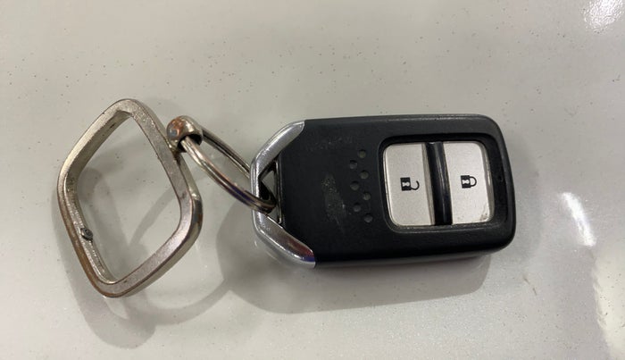 2021 Honda Jazz 1.2L I-VTEC ZX CVT, Petrol, Automatic, 71,573 km, Key Close Up