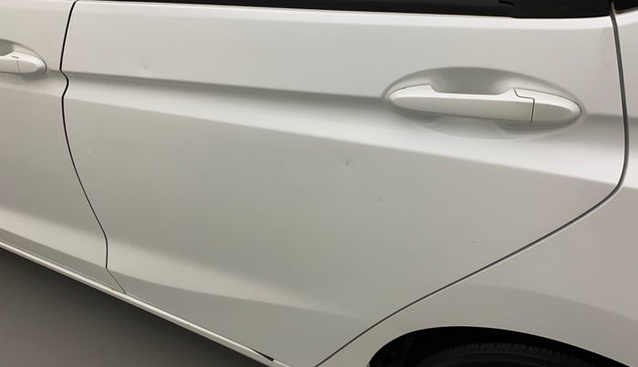 2018 Honda Jazz 1.2L I-VTEC VX, CNG, Manual, 1,04,560 km, Rear left door - Slightly dented