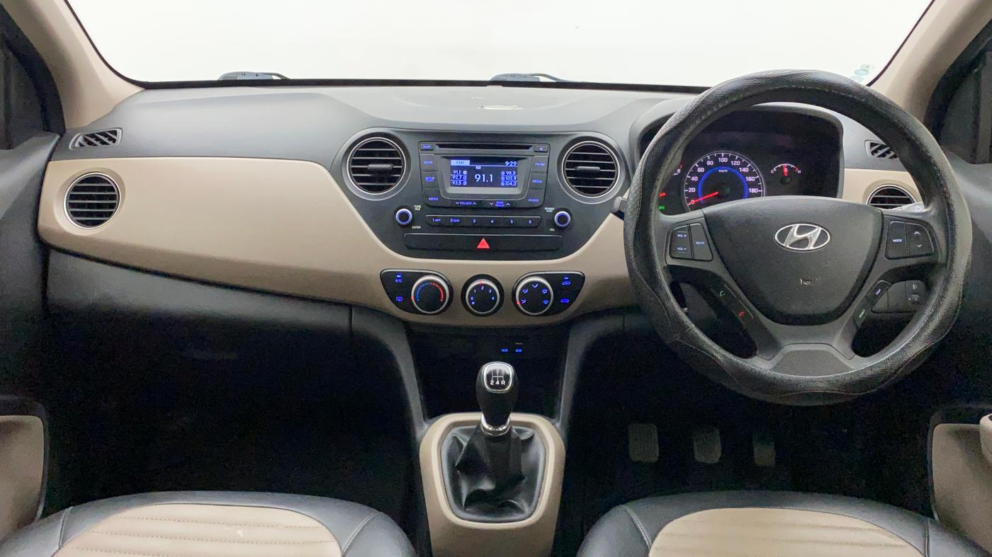 2015 Hyundai Grand i10 SPORTZ 1.2 KAPPA VTVT, Petrol, Manual, 94,090 km, Dashboard