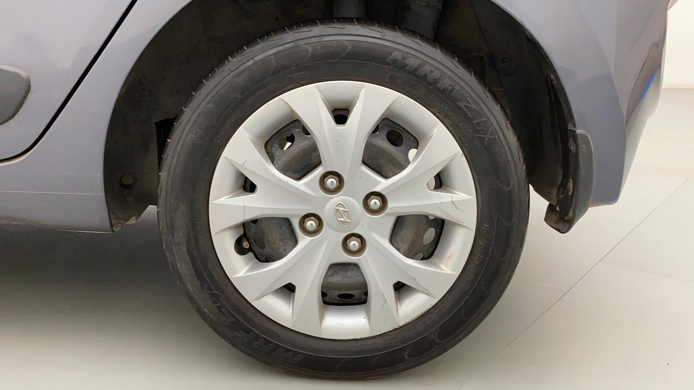 2015 Hyundai Grand i10 SPORTZ 1.2 KAPPA VTVT, Petrol, Manual, 94,090 km, Left Rear Wheel