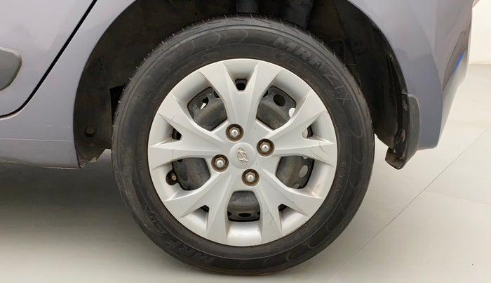 2015 Hyundai Grand i10 SPORTZ 1.2 KAPPA VTVT, Petrol, Manual, 94,090 km, Left Rear Wheel