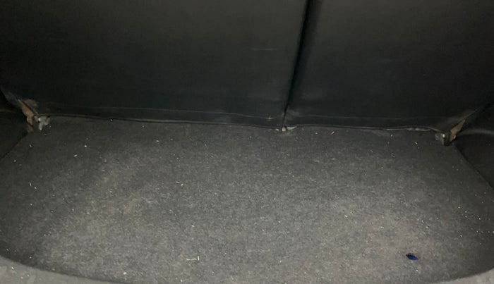 2017 Maruti Wagon R 1.0 VXI, Petrol, Manual, 73,694 km, Boot Inside