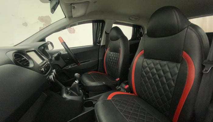 2019 Hyundai Grand i10 SPORTZ 1.2 KAPPA VTVT DUAL TONE, Petrol, Manual, 12,728 km, Right Side Front Door Cabin