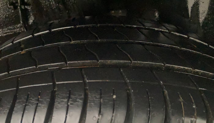 2021 Tata ALTROZ XZ PETROL, Petrol, Manual, 11,851 km, Left Rear Tyre Tread