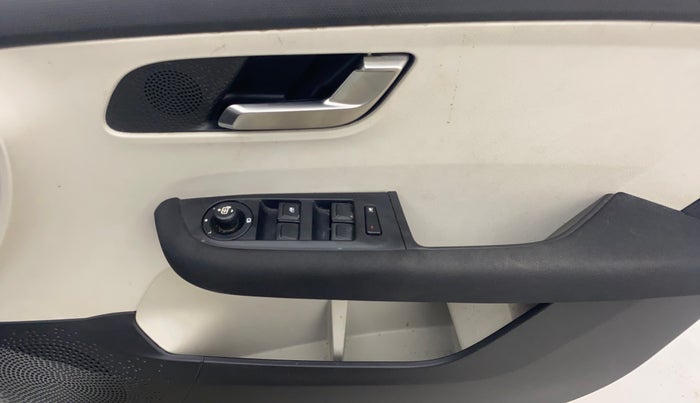2021 Tata ALTROZ XZ PETROL, Petrol, Manual, 11,851 km, Driver Side Door Panels Control
