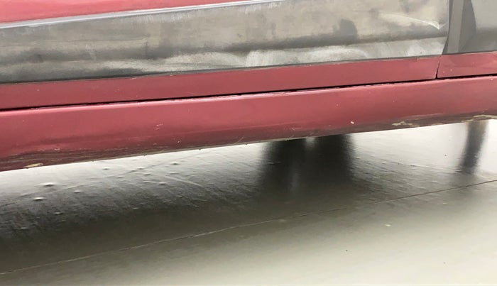 2013 Hyundai Grand i10 ASTA (O) 1.2 KAPPA VTVT, Petrol, Manual, 1,17,857 km, Left running board - Paint is slightly faded