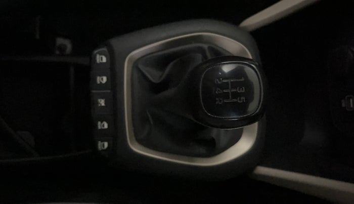 2021 Hyundai NEW SANTRO SPORTZ MT, Petrol, Manual, 44,426 km, Gear Lever