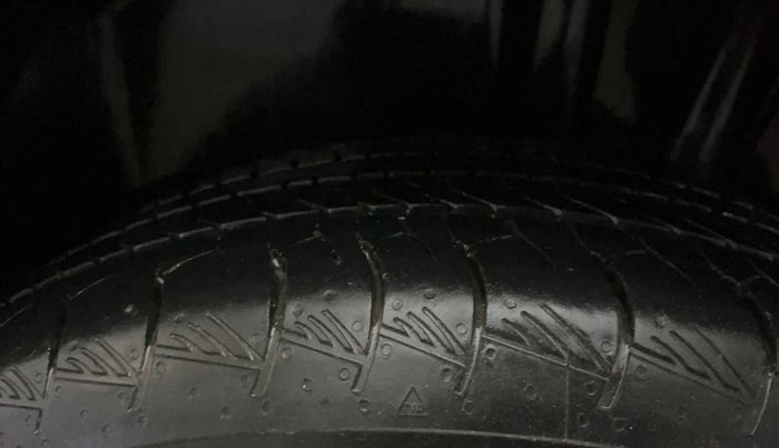 2024 Maruti Grand Vitara SIGMA SMART HYBRID, Petrol, Manual, 29,606 km, Left Rear Tyre Tread