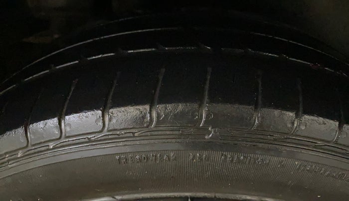 2016 Maruti Ciaz VXI+, Petrol, Manual, 70,040 km, Right Rear Tyre Tread