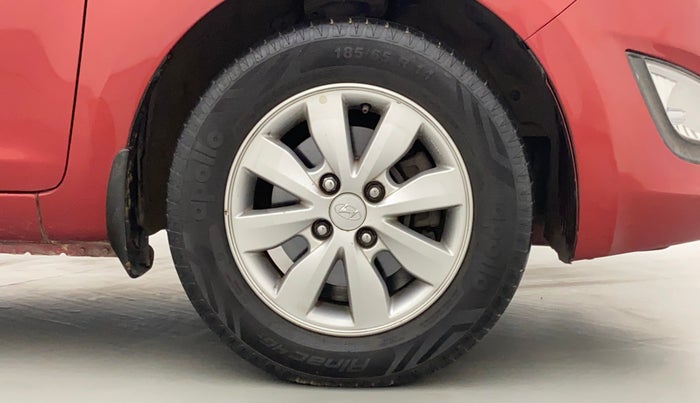 2012 Hyundai i20 SPORTZ 1.4 CRDI, Diesel, Manual, 97,481 km, Right Front Wheel