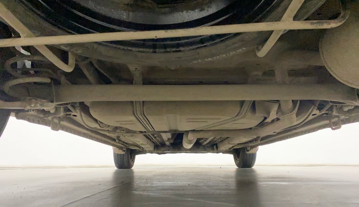 2013 Maruti Ertiga VXI, Petrol, Manual, 33,752 km, Rear Underbody