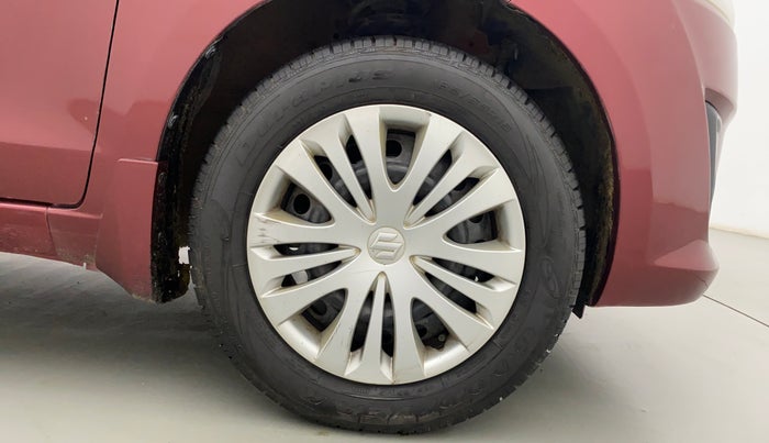 2013 Maruti Ertiga VXI, Petrol, Manual, 33,752 km, Right Front Wheel