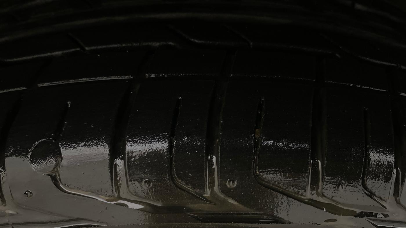 2022 Tata NEXON XZA PLUS (O) PETROL DUAL TONE, Petrol, Automatic, 41,201 km, Left Front Tyre Tread