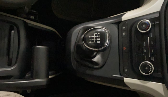 2020 Mahindra MARAZZO M 6 + 8 STR, Diesel, Manual, 87,670 km, Gear Lever