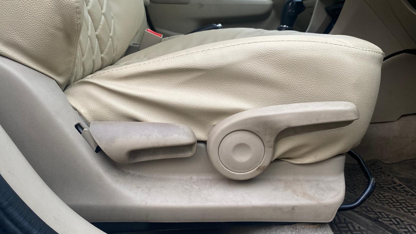2019 Maruti Ciaz ALPHA  AT 1.5 SHVS PETROL, Petrol, Automatic, 52,089 km, Driver Side Adjustment Panel