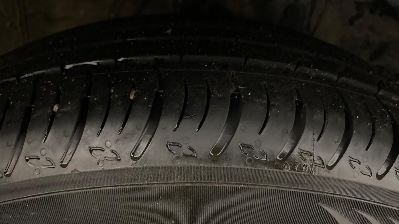 2018 Honda WR-V 1.2L I-VTEC VX MT, Petrol, Manual, 1,16,644 km, Right Front Tyre Tread
