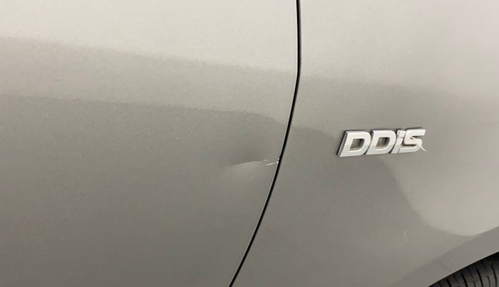 2012 Maruti Swift VDI, Diesel, Manual, 1,02,424 km, Driver-side door - Slightly dented
